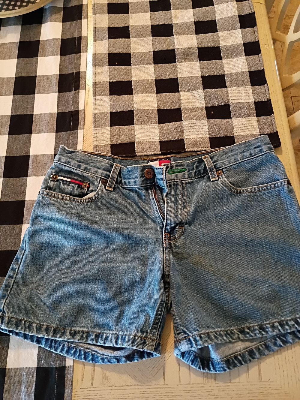 Tommy Hilfiger Light Blue Denim Women's Size 7